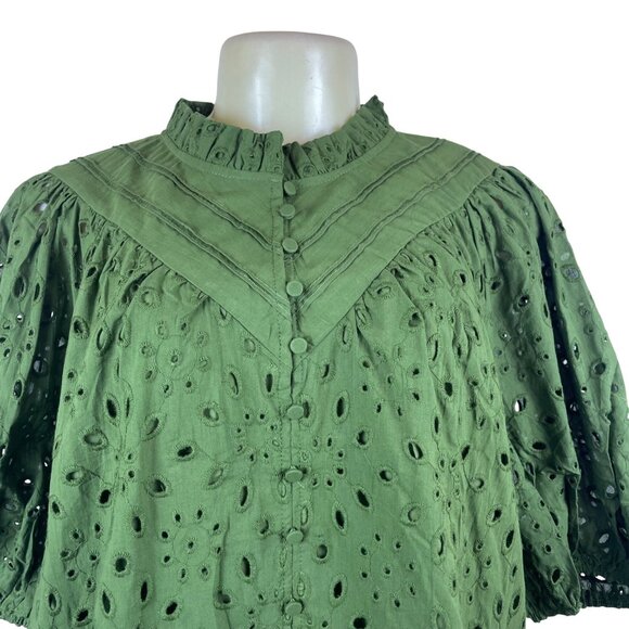 Pretty Garden Women's Green Eyelet Blouse Size L Button-Up Short Sleeves - New - Picture 4 of 7